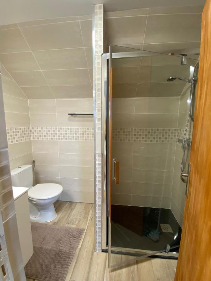 Appartements Cdg Жуаньи Экстерьер фото