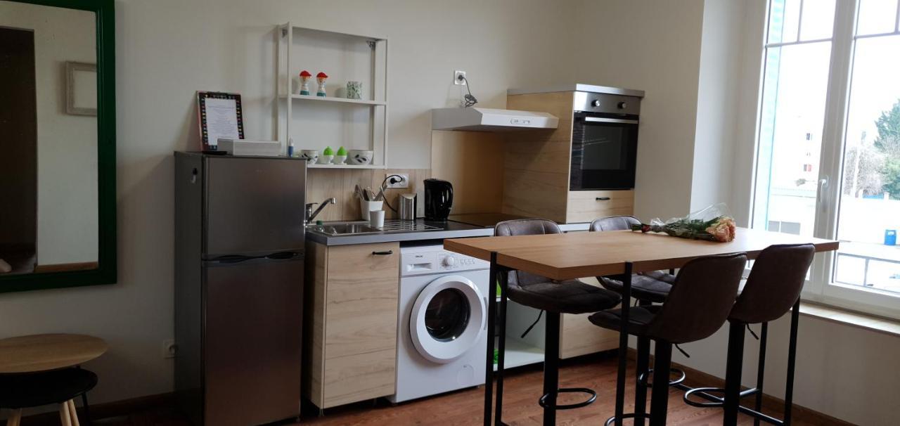 Appartements Cdg Жуаньи Экстерьер фото