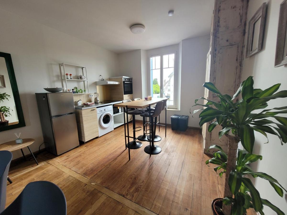 Appartements Cdg Жуаньи Экстерьер фото