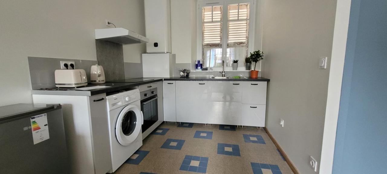 Appartements Cdg Жуаньи Экстерьер фото
